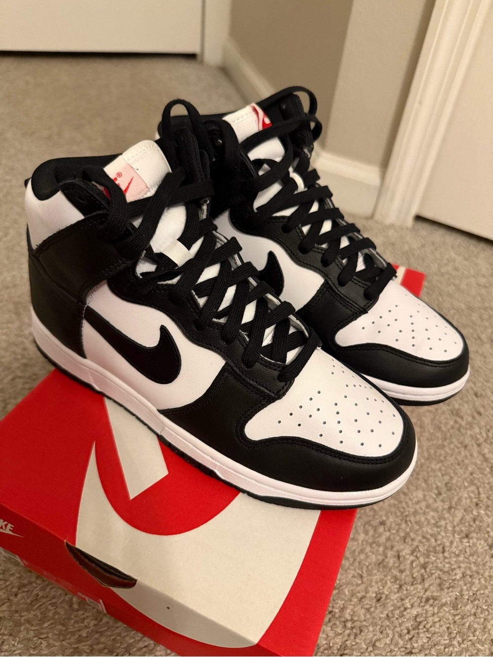 Women’s Nike Dunk Sneakers
